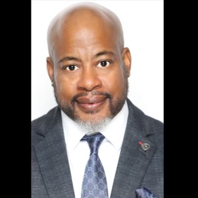 CEO of @manicvanity_ | Driving Entrepreneurial Success Through AI Innovation | Founder of #AiForBetterLiving #MoreVictories