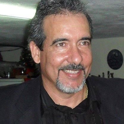 My name is Peter Derick, an electrical engineer, I'm from Florida USA but lives in London united kingdom.