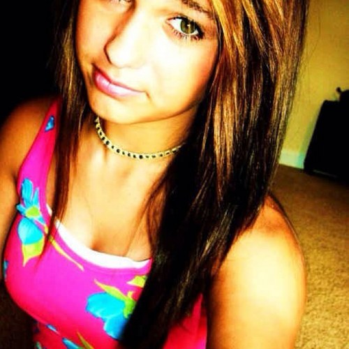 therealraelyn's profile picture. site model add me on live profile- lphxj0ee or follow me on instgram therealraelyngrayce.