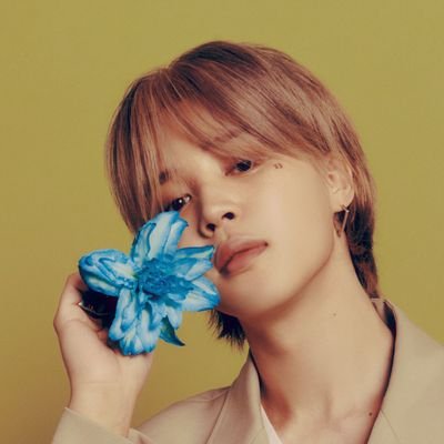 emily24_24's profile picture. 안녕!^^ -acc/fangirl of #방탄 ♡ #지민 ♡ •97line•