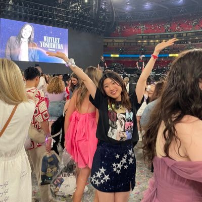 I NEVER MET TAYLOR but she’s my everything❤︎ Rep🐍Nashville (25/8/‘18), Tokyo (20-21/11/‘18) The Eras🩶 London(22/6/‘24, 16-17/8/‘24) Germany (19/7/‘24)