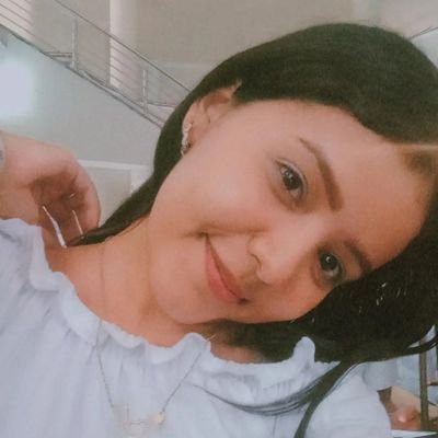 AracaRosi's profile picture. 