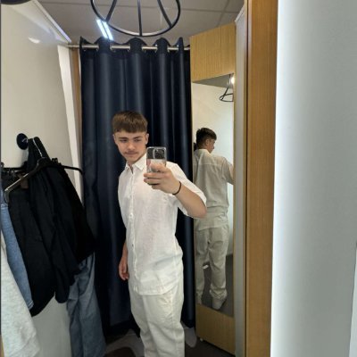 Donovan_570's profile picture. 