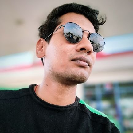किसी और से खुद को कंपेयर नही करता,,मैं जैसा हूँ बेस्ट हूँ।।
(राष्ट्रपति गृह जनपद पुखरायां कानपुर देहात)