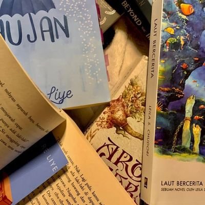 _prelovedbooks's profile picture. 