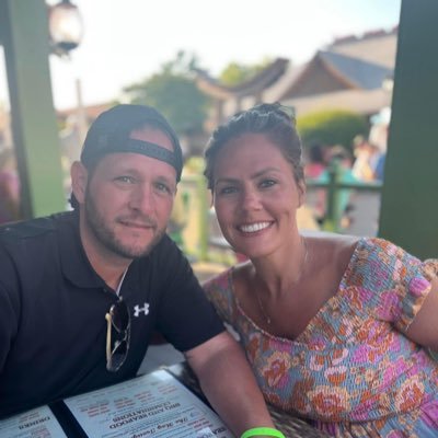 Girl Dad, Husband, not a public figure, often a smartass, music, IU, Colts, Pacers, Reds- Follow back unless you send an immediate creeper DM!