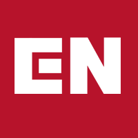 tw7lightrp's profile picture. there is red 𝗯𝗹𝗼𝗼𝗱 ( in that crown & that blood is spilling — look at my fangs ·