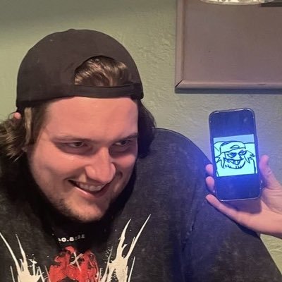 SneegsnagUps's profile picture. (FAN RUN ACCOUNT) Updates on the freakiest freak because he fell off | “life’s too short, fuck a dude” - sneeg