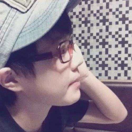 Roxiemelon's profile picture. 