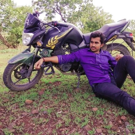 vinay_luckky's profile picture. 
