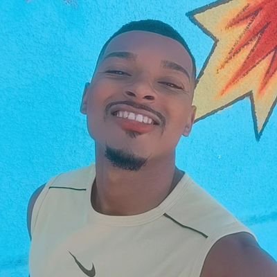 flamenguista 🖤❤️
18.09.2000
24.02.24
eterno em meu coração SAMPAIO 🖤😥