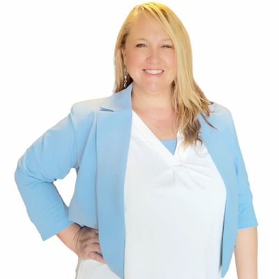 Realtor and Retailer. Homes and Home Goods!