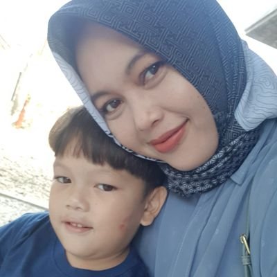 AjengTiastuti's profile picture. Ibu dari 2 anak yg selalu ingin bahagia, bahagia dan bahagia