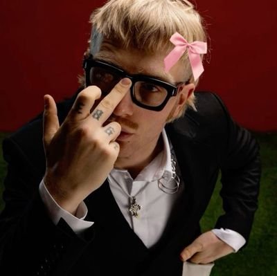 ritiks_08631's profile picture. 