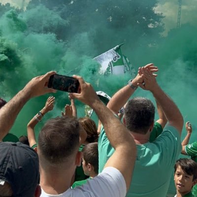 javierona21's profile picture. 🟢⚪️Toledano de nacimiento, con sangre madrileña y de 🇪🇸 Ayudo a autónomos y pymes. ⛔️No creo en la política pero sí en las personas 🖐🏻