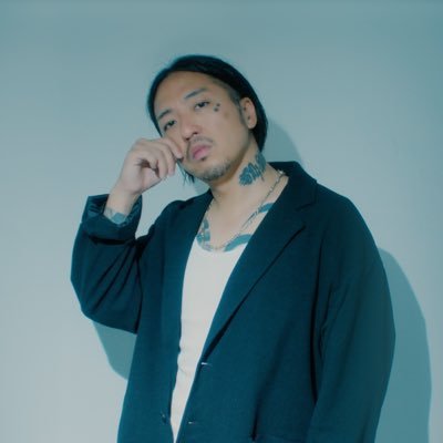 xe_vor's profile picture. 映画監督、脚本家、XMAS EILEEN、          KOJI  UEHARA