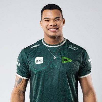 Embaixador oficial da @Bet7k e @LOUDgg Parcerias: darlan@heatmap.marketing Imprensa: jonasmouravolei@gmail.com