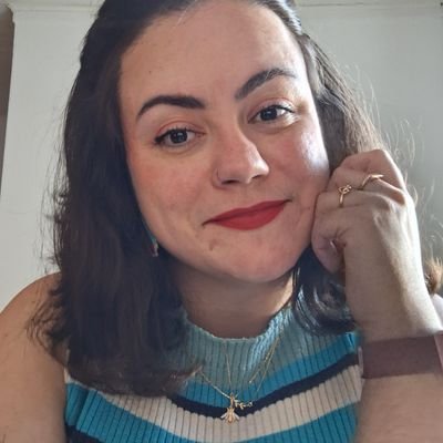 alegilos's profile picture. (ela/dela)💗💜💙
Bi, Escritora & Leitora 
~Autora de: Tudo o que queria te dizer e Tudo o que poderíamos ter sido