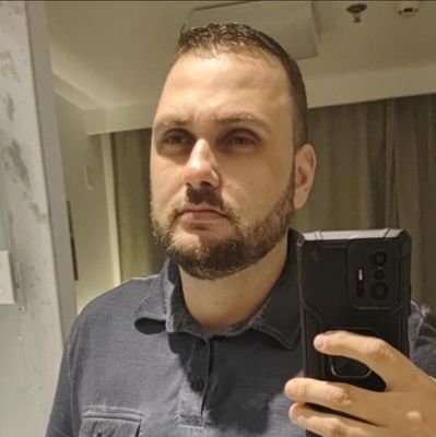 WashingtonPerim's profile picture. Botafoguense since: 1989
Esse amor que levo no  peito é herdado de Pai para filho.

de uma cidade do interior do espírito santo