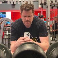 Patrick(?) (@phantom_threadz) 's Twitter Profile
