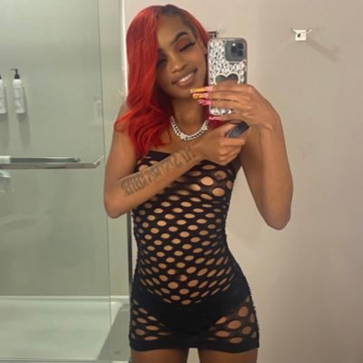 Heyyy babyyy letsss play a game were we both kum at the same time personalized content just ask ! Issa fee to get it ain’t no free promo 💋