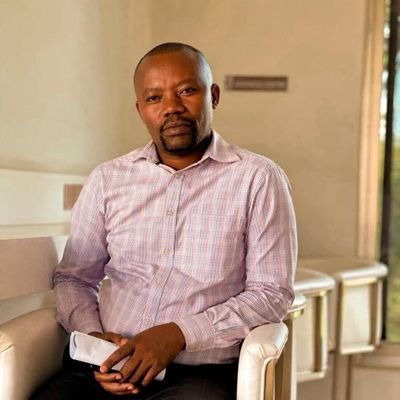 OOdhiambo's profile picture. Social entrepreneur, C.E.O of future company, and a father of two.