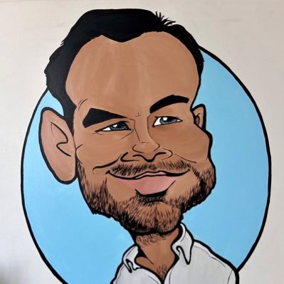 Trotse zaakvoerder van café 56 en Split Kortrijk. Levensgenieter, ondernemer, liefde voor Kortrijk, mijn vrienden en Prins Noé 😊🍀👊🏻