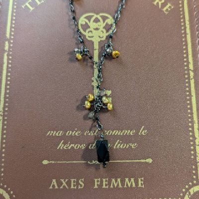 ビーズアクセサリーを制作しています!
お手頃価格で心のこもった作品を☆
✨️色んな製作過程を載せていくアカウントです
あつ森始めました!フレンド募集中です!