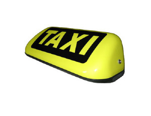 Taxi rijdend in de stad Groningen | Een van de gezelligste taxi's van Groningen! Volg alle belevenissen en deel je ervaring met mij! 050-5418452