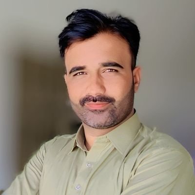 Shameem_malik1's profile picture. ‏فقیروں کو فقیروں کی رفاقت راس أتی ہے
 سخی آئیں تو کہ دینا سخی سے ہم نہیں ملتے