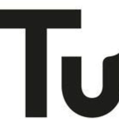 hujanyul62829's profile picture. 