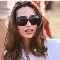 Karishma Kapoor Fan Club 🦋 (@beingkarishmafc) 's Twitter Profile