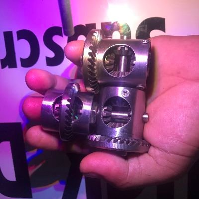 Hello everyone, I want to send you my best wishes.
Thanks for following me. You have dreams and goals and so do I. I am passionate about RC cars