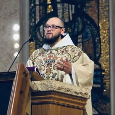 Capuchin priest with @capfriars | musician & songwriter | worship leader | preacher | podcast host @thebrother_hut & media evangelist — 🙌🏼🕊️🔥