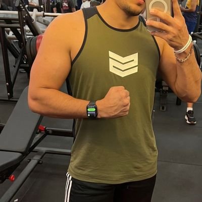 yong20for's profile picture. https://t.co/htiuRMORgb