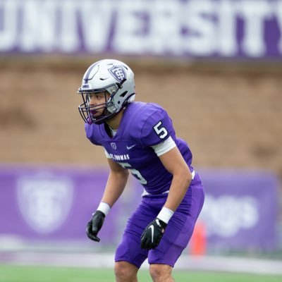 jacksonOchavis's profile picture. University St Thomas Minnesota Football 27’