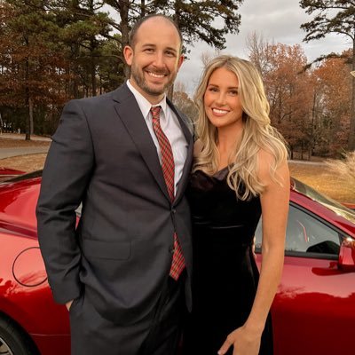 CPA firm partner and financial advisor. Sports nut partially making a living off of positive variance. Woo Pig & Go Pokes. RIP KGW.