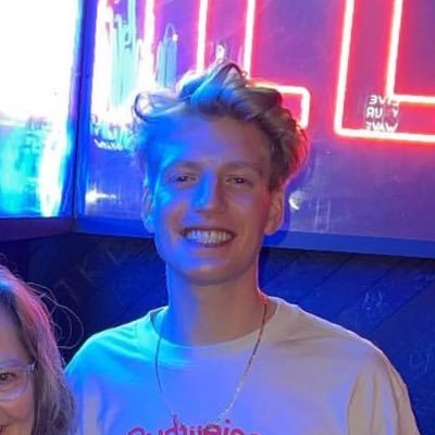 Vaughn_Bruno9's profile picture. UIUC | Keep going