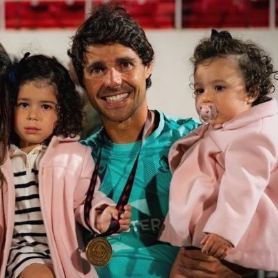 ⚽️ Spanish Footballer (🇪🇸-🇹🇭-🇮🇩-🇦🇹-🇯🇴-🇨🇾-🇷🇴-🇫🇮-🇦🇩-🇭🇰-🇶🇦-🇸🇦-🇨🇦-🇬🇮-🇮🇪-🇮🇹) • Psychologist · National Lev 3 Certified Football Coach