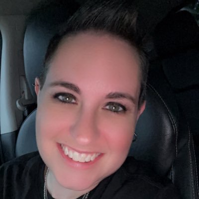 A32kiwi's profile picture. 39yrs old and Lesbian❤️🧡💛💚💙💜Love to do anything outdoors and sports!!🏳️‍🌈