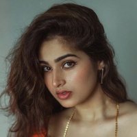 Divi (@divi_slut) 's Twitter Profile