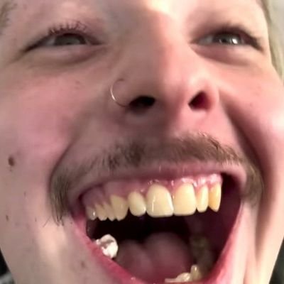 vish_tai's profile picture. 