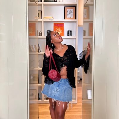 Letty_thomass's profile picture. insta:letitiarthomas