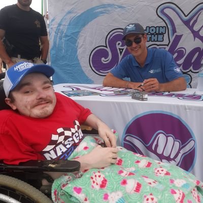 Scottxbox24's profile picture. 22 years old
gamer
love nascar