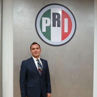 MaxCastell_3099's profile picture. LA PATRIA ES PRIMERO

Estudiante de Derecho BUAP
 
24 años