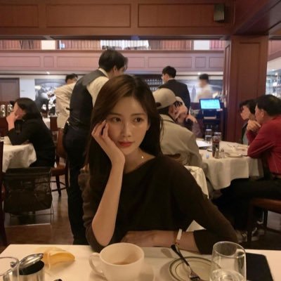 laNekkoKawaii3's profile picture. Every moment in life should not be missed, cherish the present and embrace the future