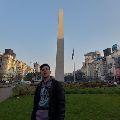 Estudiante CSS
Ex GM League of legends
Data Entry
Spanish Native/English