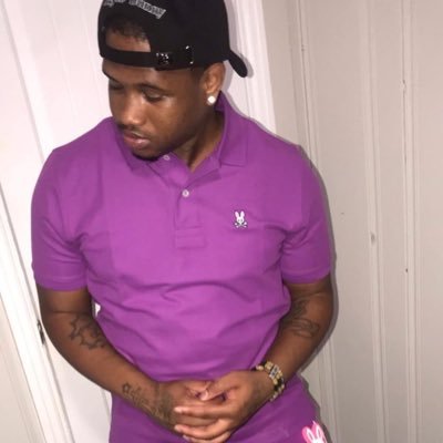 Living Like Babyk 🦠💔 09/20/19 🕊 BIG BKG THUG ND PEACE BRUDDA 🤐🍀 OH Yaaaa RIGHT OR WRONG LIVING 🥶🖕🏾 Follow Instagram @doit_4babyk