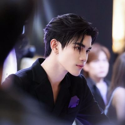 Nnaeaell's profile picture. nothing.