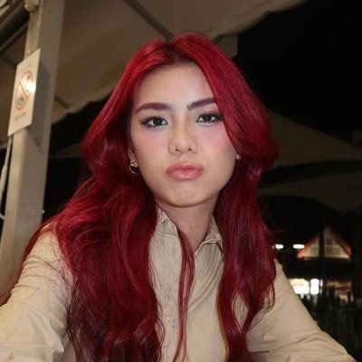 elemmenowpii's profile picture. go with the flow ~